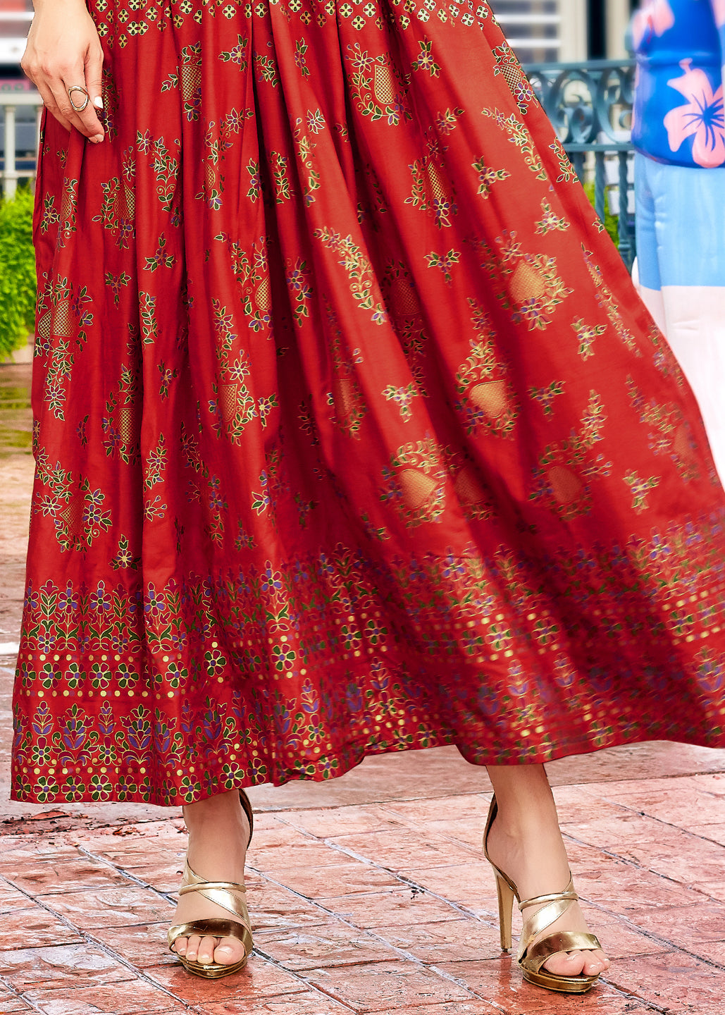 Anarkali Kurti Placket View of Flare