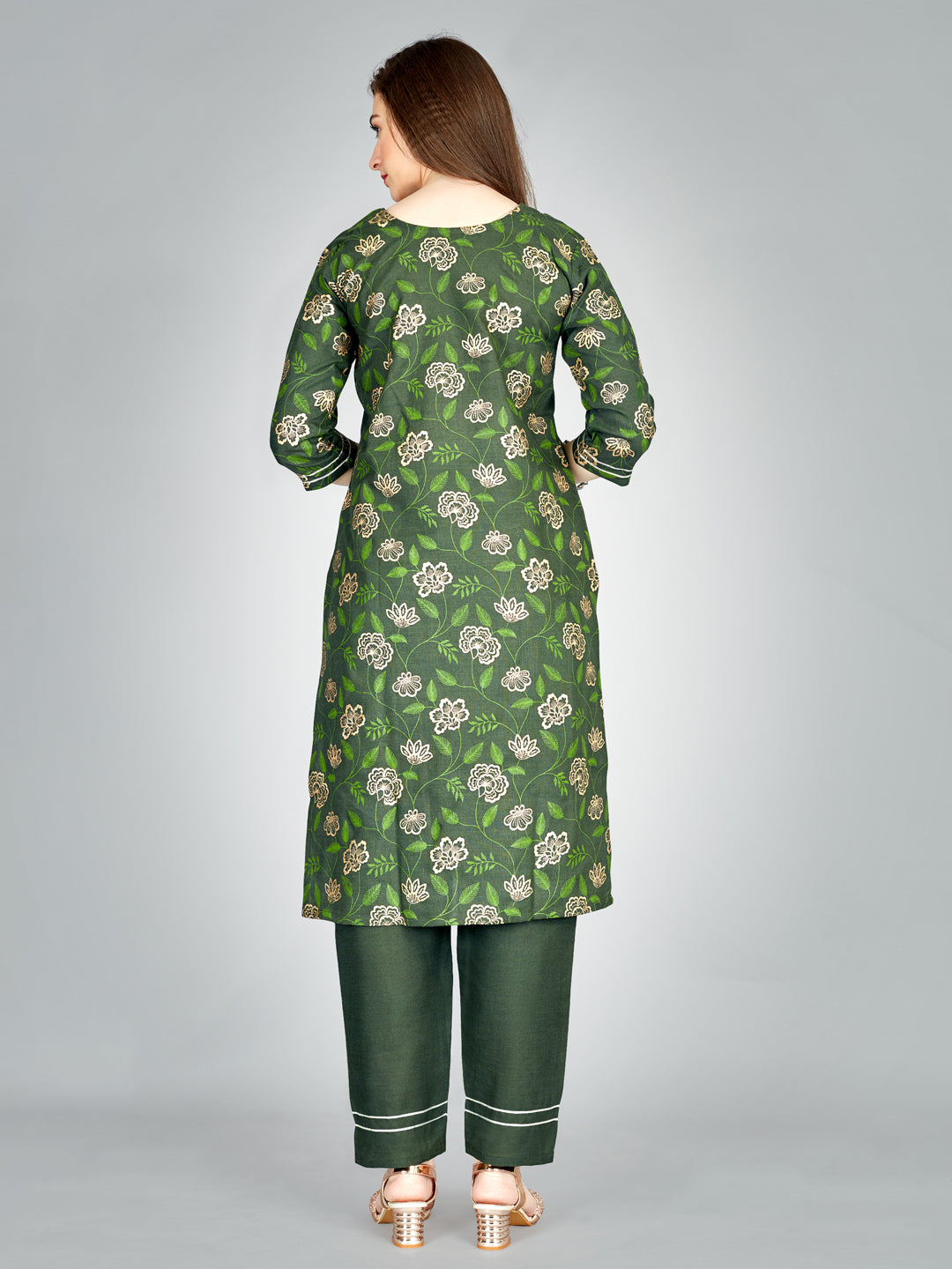 Embroidered Dark Green Cotton Kurta Sets For Women