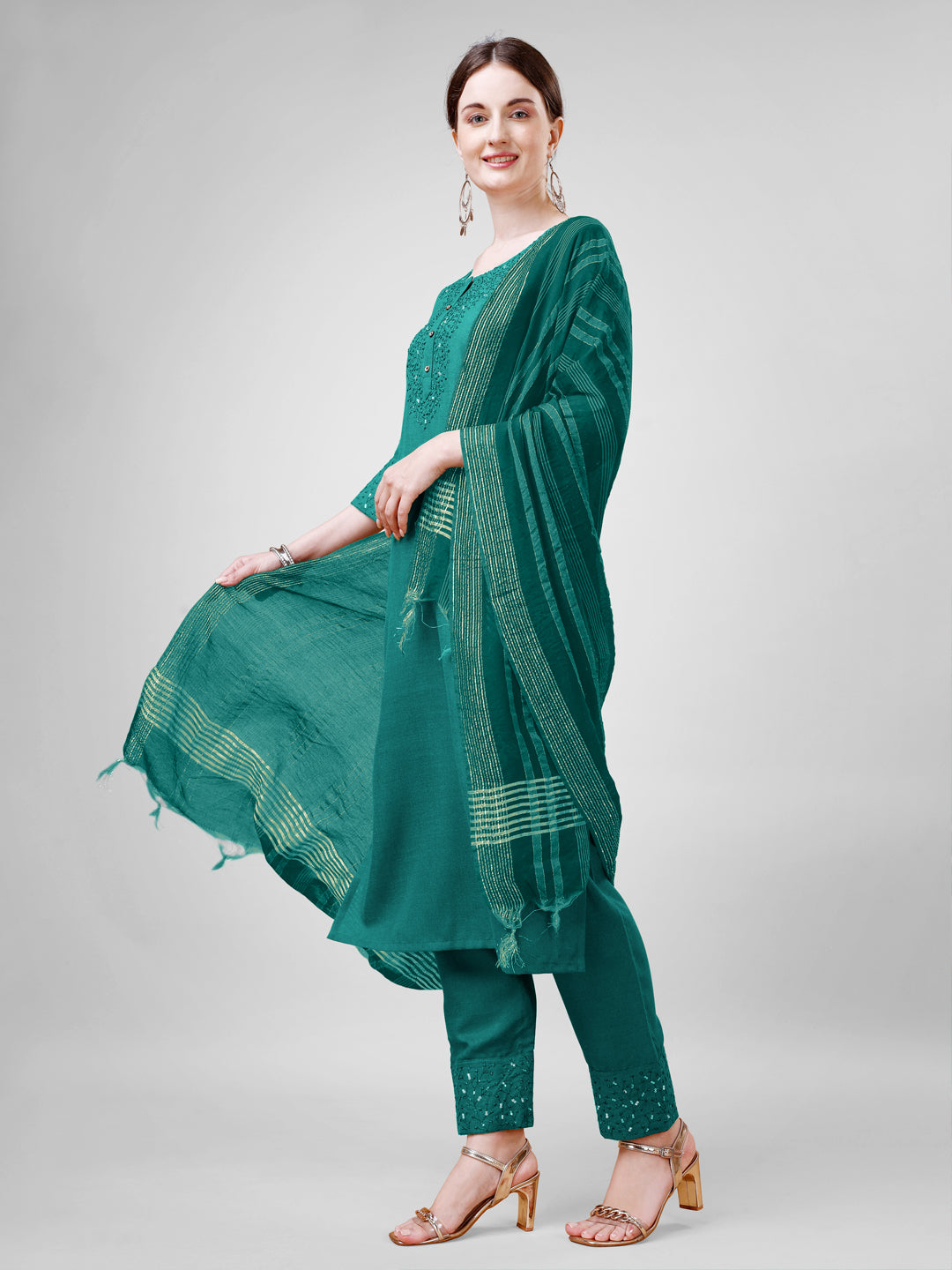 Embroidered Rama Green Cotton Kurta Sets for Women