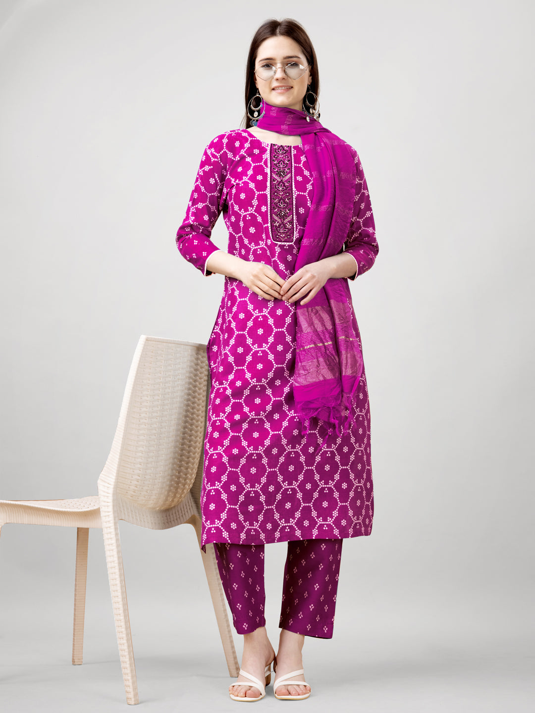 Embroidered Pink Rayon Kurta Sets for Women