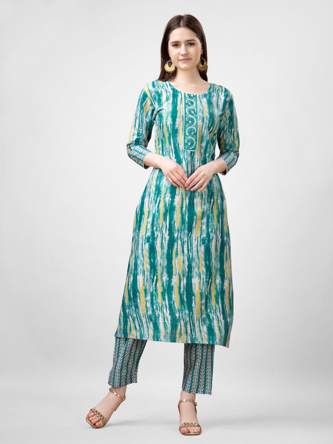 Embroidered Rama Green Rayon Kurta Sets For Women