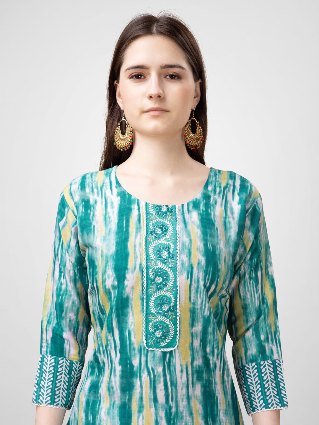 Embroidered Rama Green Rayon Kurta Sets For Women