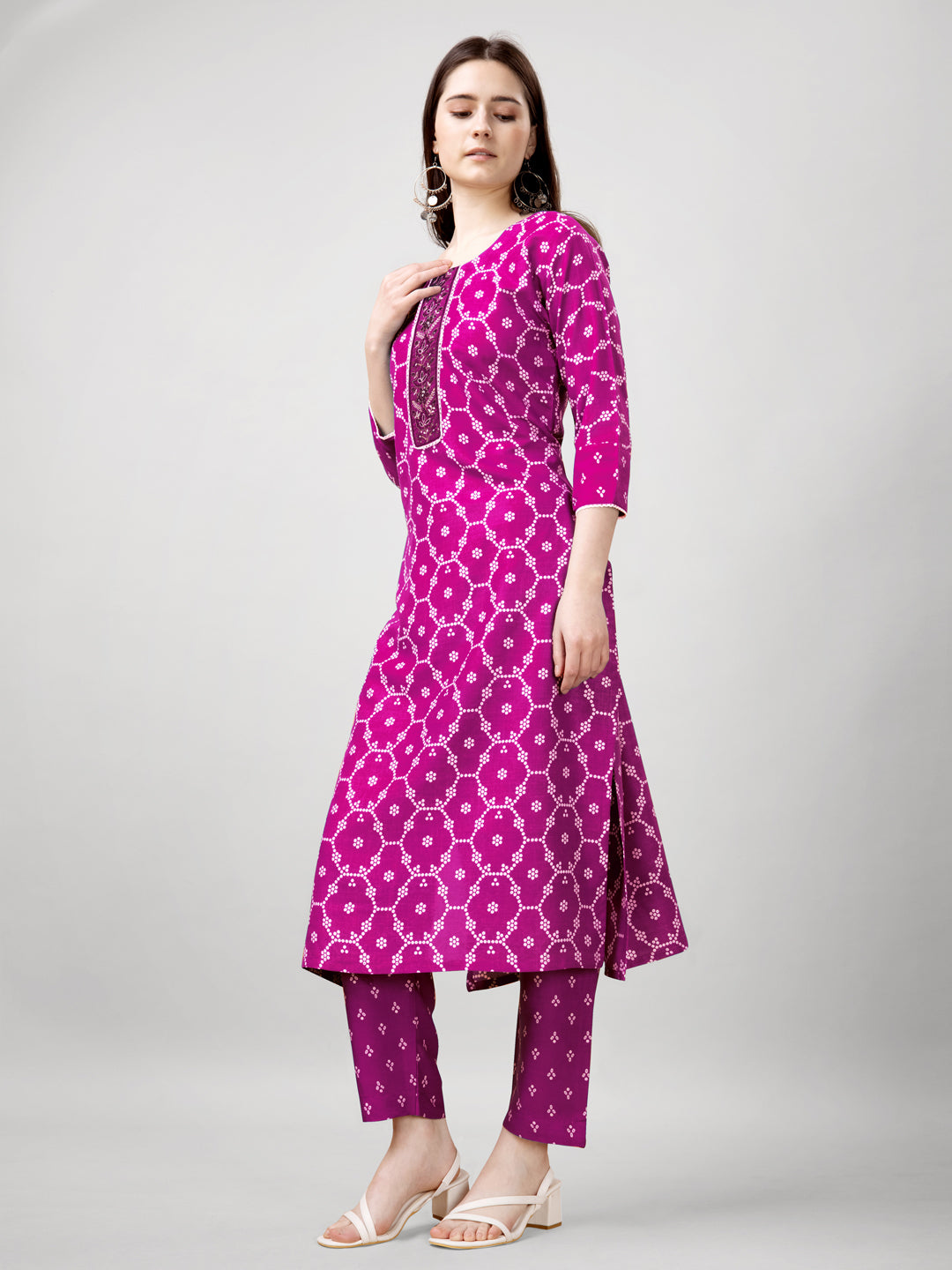 Printed Embroidered Pink Rayon Kurta Sets For Women